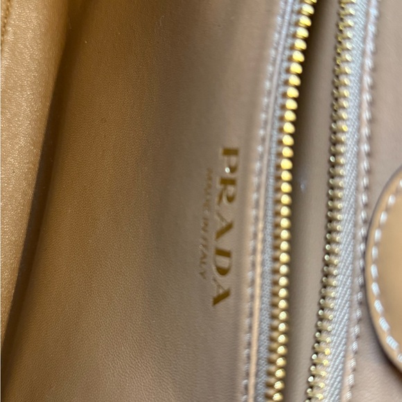 *****SOLD****Prada Bag - Picture 8 of 10